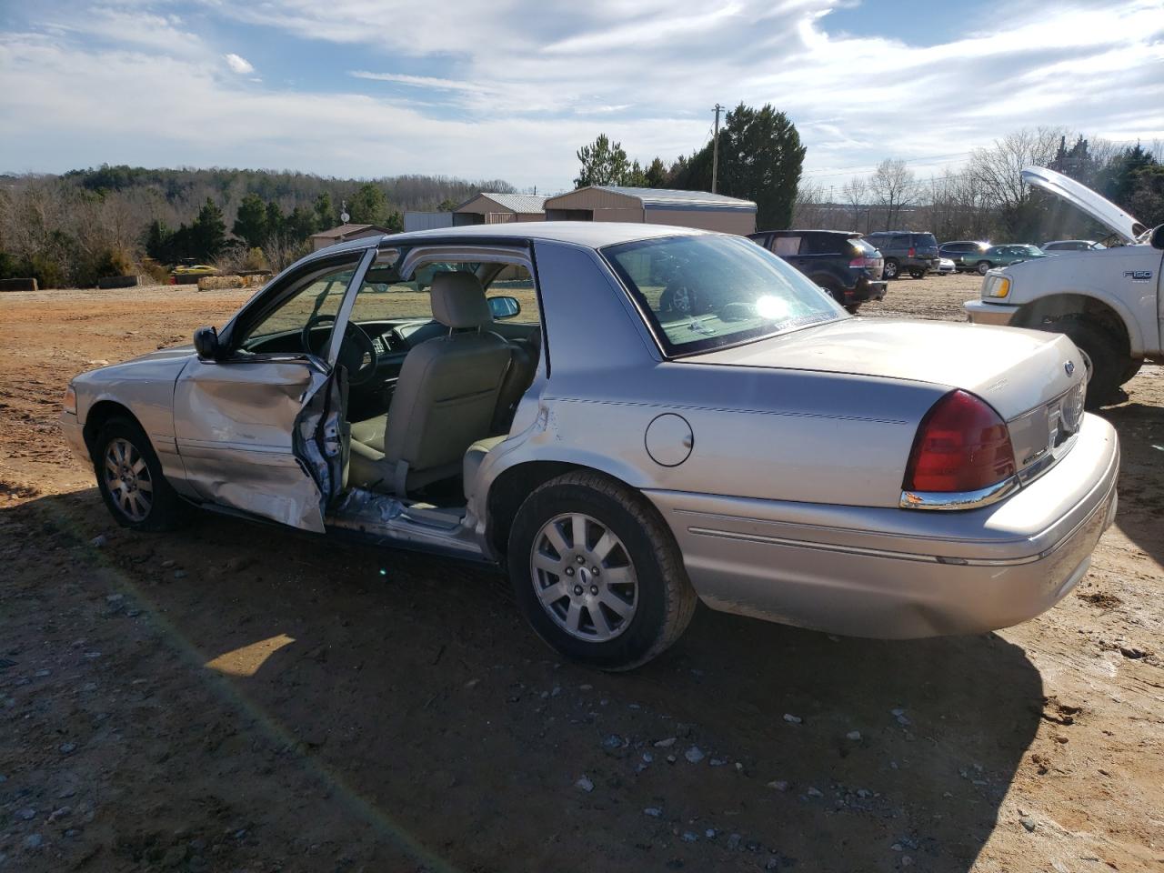 Photo 1 VIN: 2FAFP74V96X128435 - FORD CROWN VICTORIA 