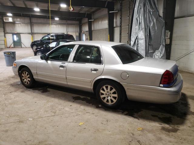 Photo 1 VIN: 2FAFP74VX8X108519 - FORD CROWN VIC 