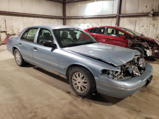 Photo 3 VIN: 2FAFP74W03X209084 - FORD CROWN VIC 