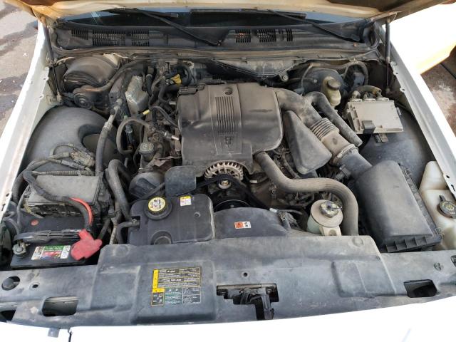 Photo 10 VIN: 2FAFP74W05X130064 - FORD CROWN VIC 