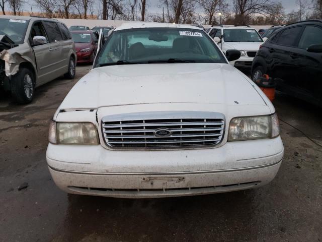 Photo 4 VIN: 2FAFP74W05X130064 - FORD CROWN VIC 