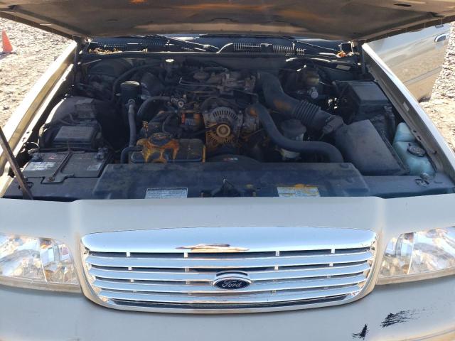 Photo 10 VIN: 2FAFP74W0YX150285 - FORD CROWN VICT 