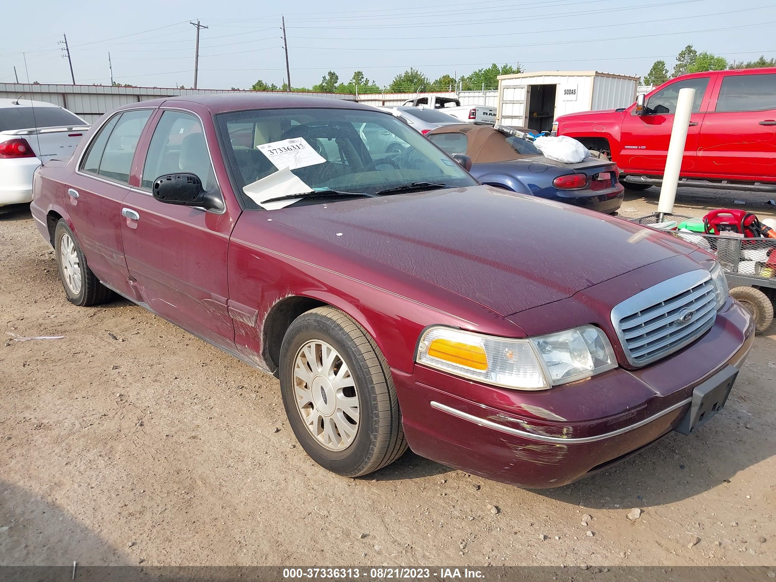 Photo 0 VIN: 2FAFP74W15X105514 - FORD CROWN VICTORIA 