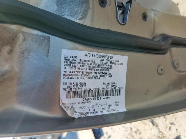 Photo 11 VIN: 2FAFP74W15X157080 - FORD CROWN VIC 