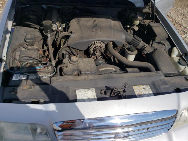 Photo 10 VIN: 2FAFP74W1WX172681 - FORD CROWN VIC 