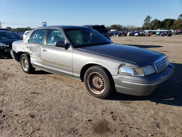 Photo 3 VIN: 2FAFP74W1YX130062 - FORD CROWN VIC 