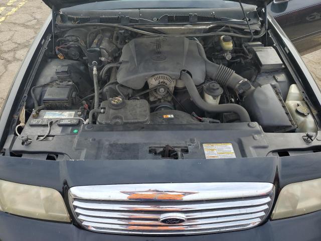 Photo 10 VIN: 2FAFP74W22X117571 - FORD CROWN VIC 