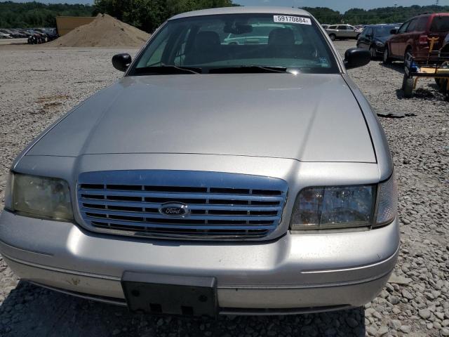 Photo 4 VIN: 2FAFP74W25X162997 - FORD CROWN VIC 