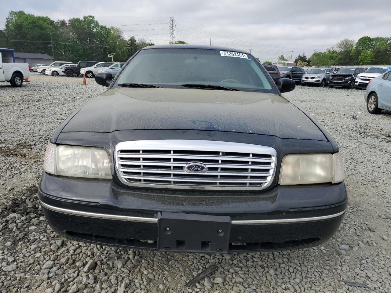 Photo 4 VIN: 2FAFP74W2XX129081 - FORD CROWN VICTORIA 