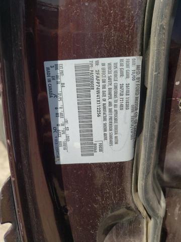 Photo 11 VIN: 2FAFP74W41X112256 - FORD CROWN VIC 