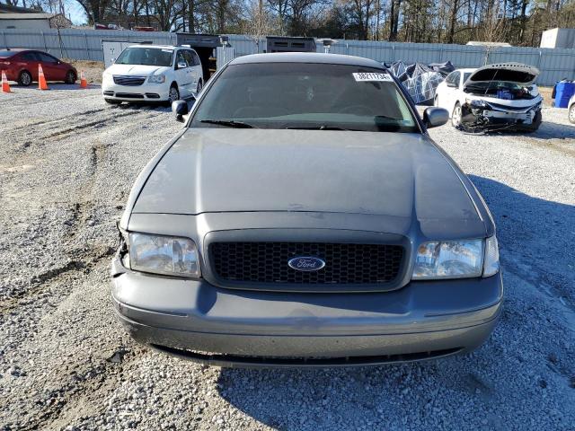 Photo 4 VIN: 2FAFP74W4WX121837 - FORD CROWN VIC 