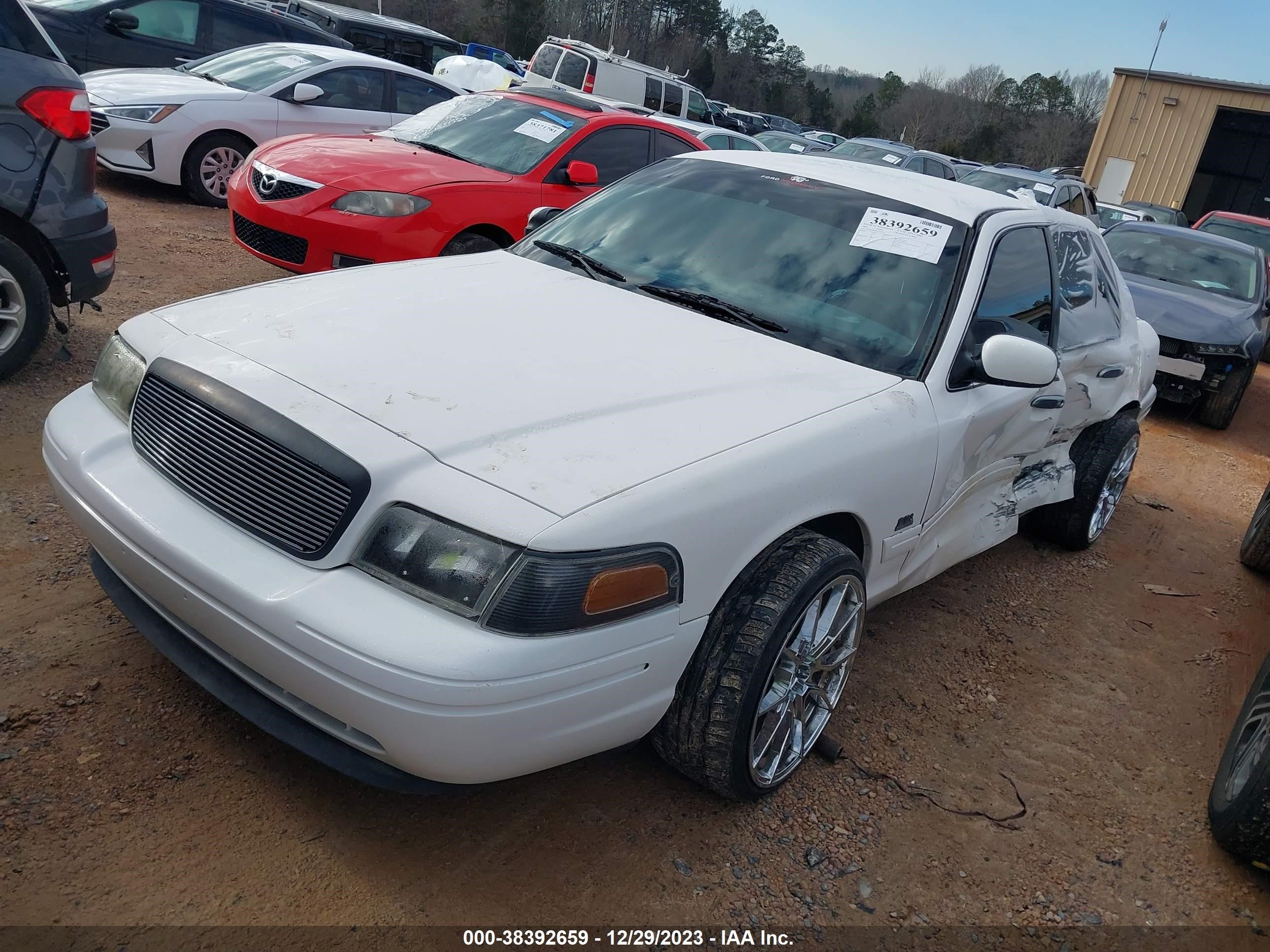 Photo 1 VIN: 2FAFP74W63X134133 - FORD CROWN VICTORIA 