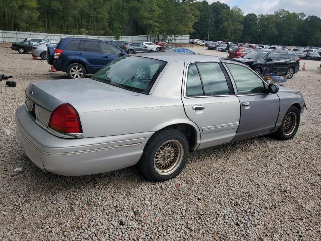 Photo 2 VIN: 2FAFP74W81X124863 - FORD CROWN VIC 