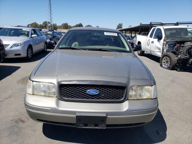 Photo 4 VIN: 2FAFP74W94X137500 - FORD CROWN VICT 