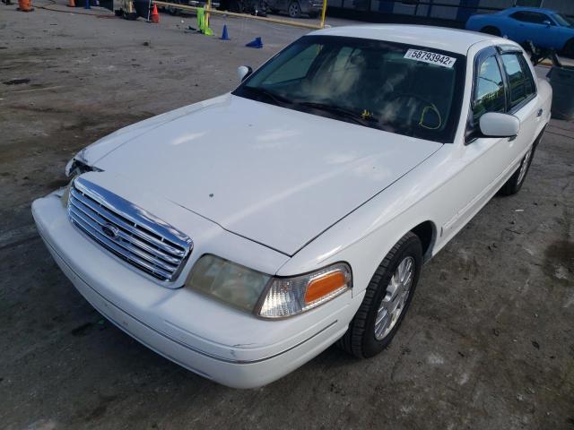 Photo 1 VIN: 2FAFP74WX3X134801 - FORD CROWN VIC 