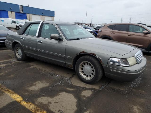 Photo 3 VIN: 2FAFP74WXYX108755 - FORD CROWN VIC 