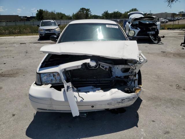 Photo 4 VIN: 2FAHP71V08X140988 - FORD CROWN VIC 