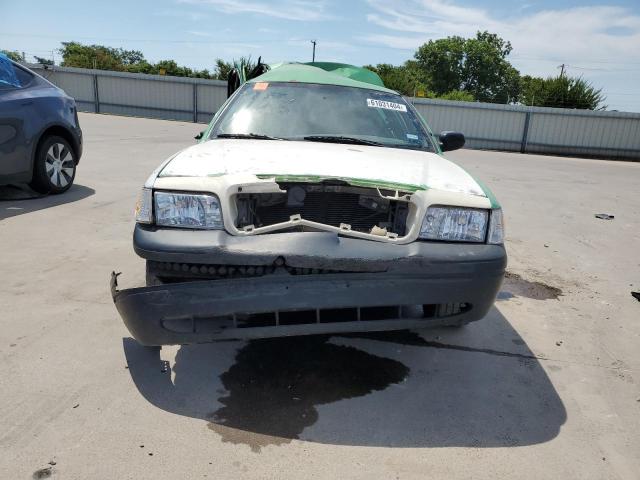 Photo 4 VIN: 2FAHP71V19X126681 - FORD CROWN VIC 