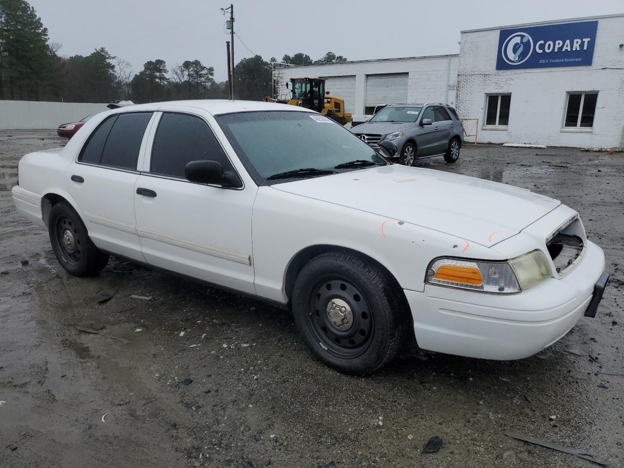 Photo 3 VIN: 2FAHP71V69X136610 - FORD CROWN VICTORIA 