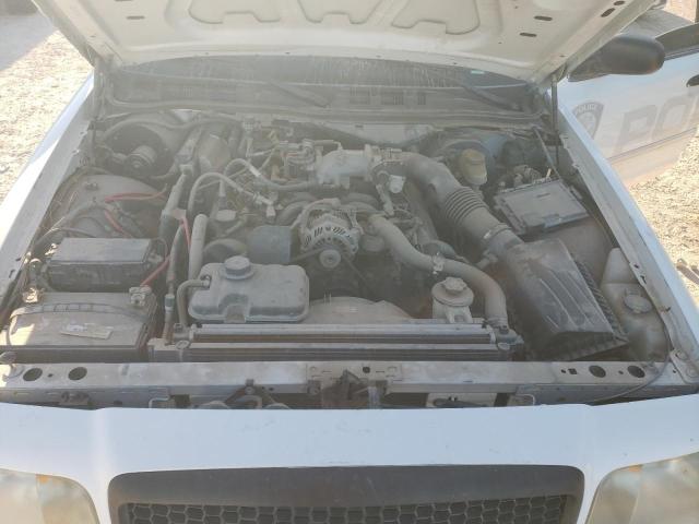 Photo 10 VIN: 2FAHP71V79X121985 - FORD CROWN VICT 