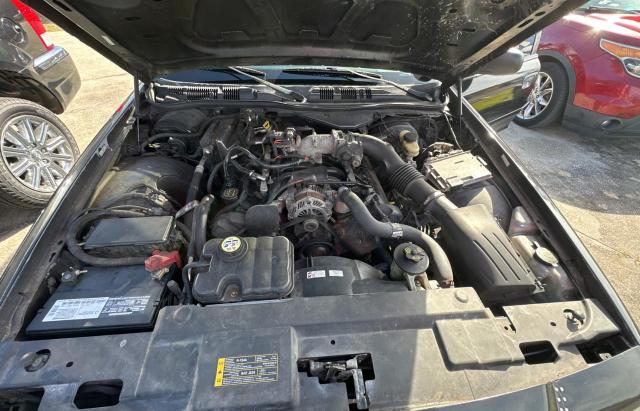 Photo 6 VIN: 2FAHP71V98X116916 - FORD CROWN VIC 