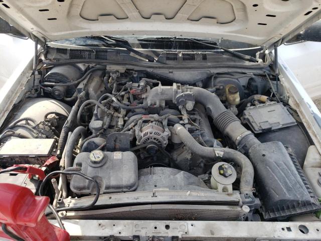 Photo 10 VIN: 2FAHP71V98X135109 - FORD CROWN VICT 