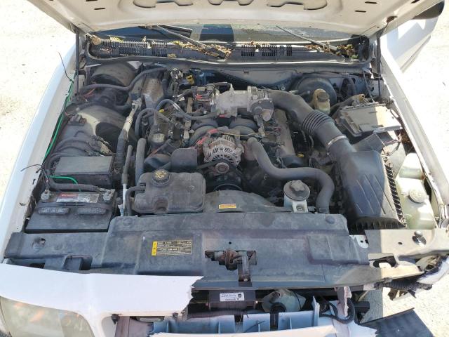 Photo 10 VIN: 2FAHP71VX9X134584 - FORD CROWN VICT 