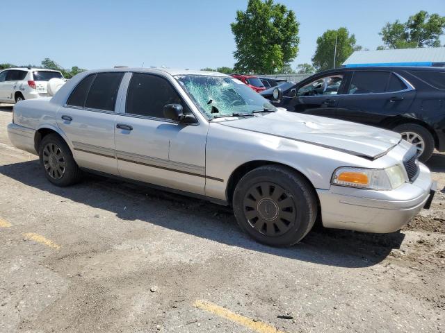 Photo 3 VIN: 2FAHP71VX9X146685 - FORD CROWN VIC 