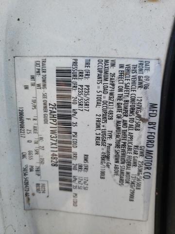 Photo 11 VIN: 2FAHP71W37X114828 - FORD CROWN VIC 