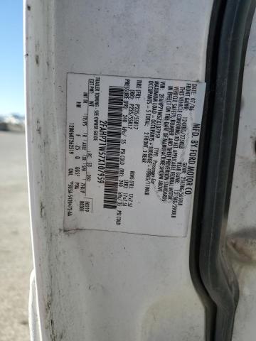 Photo 11 VIN: 2FAHP71W57X107959 - FORD CROWN VIC 