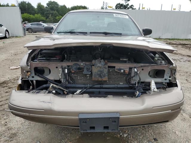 Photo 4 VIN: 2FAHP71W85X150852 - FORD CROWN VICT 