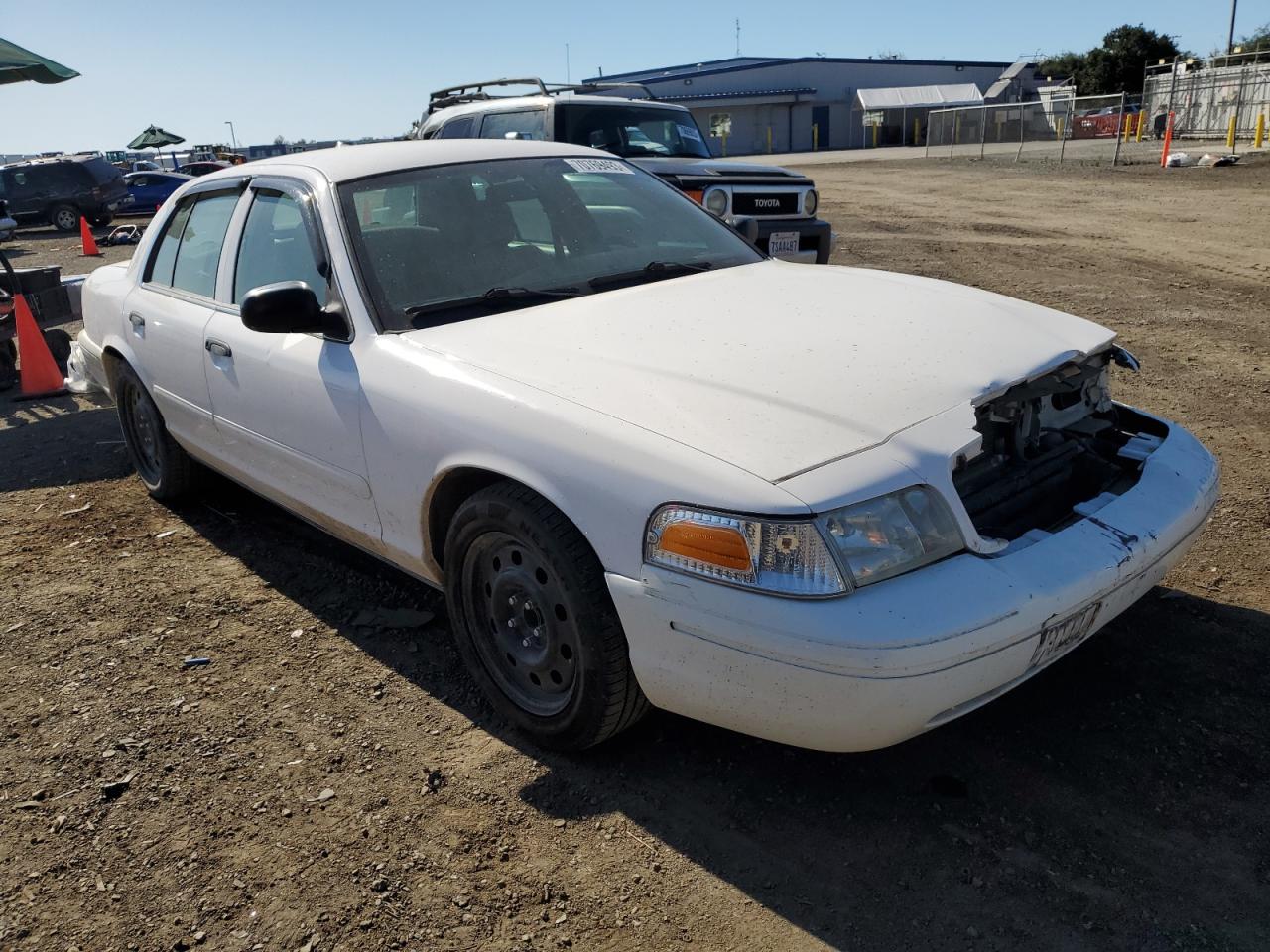 Photo 3 VIN: 2FAHP71W86X114421 - FORD CROWN VICTORIA 