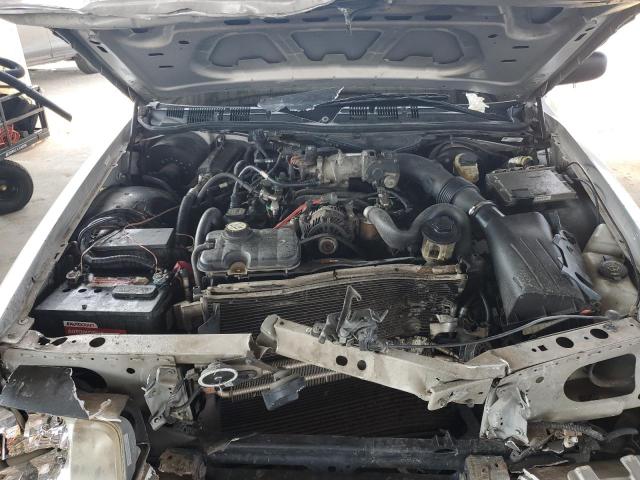 Photo 10 VIN: 2FAHP71W87X123010 - FORD CROWN VICT 