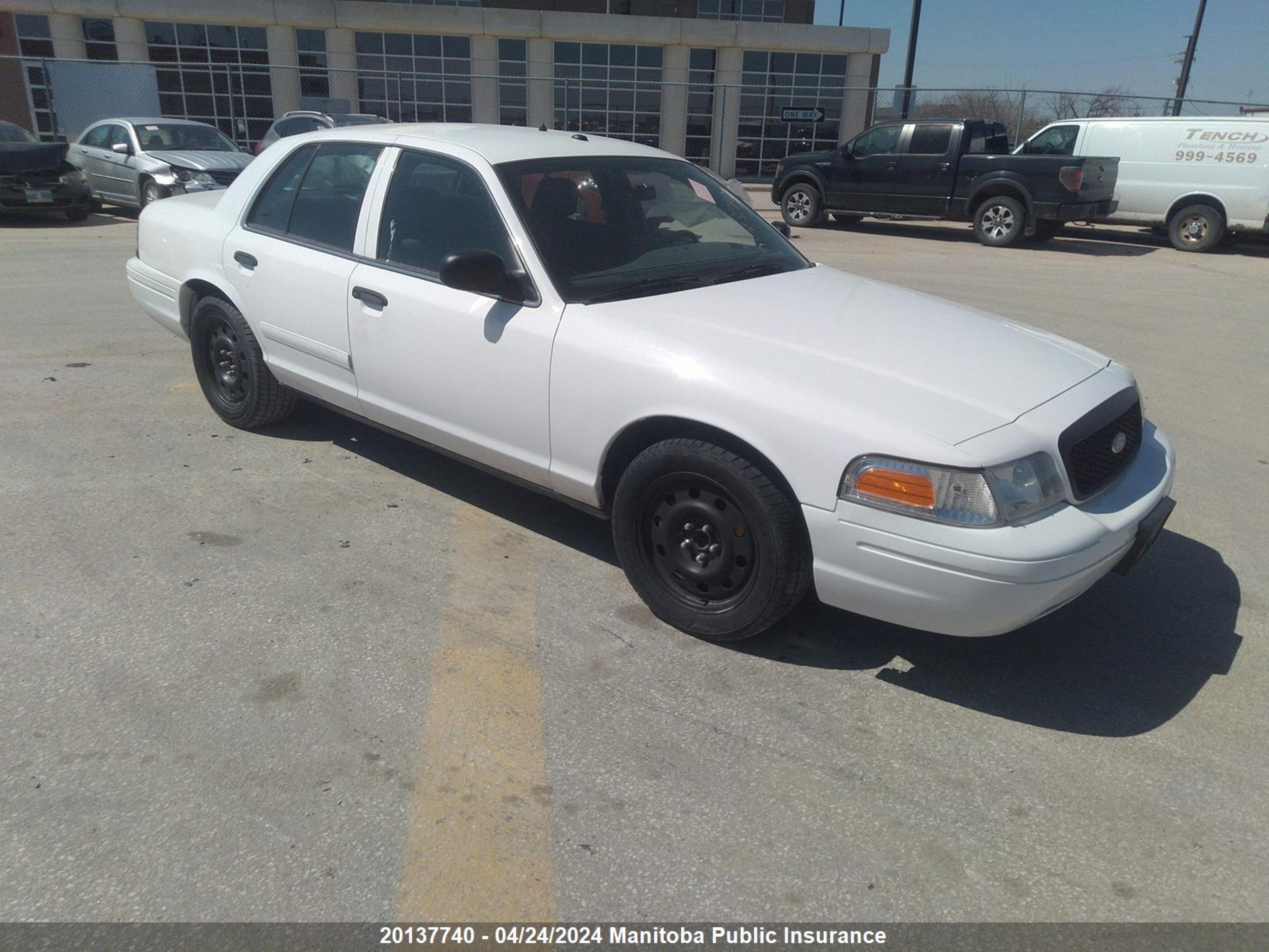 Photo 0 VIN: 2FAHP71W96X148657 - FORD CROWN VICTORIA 