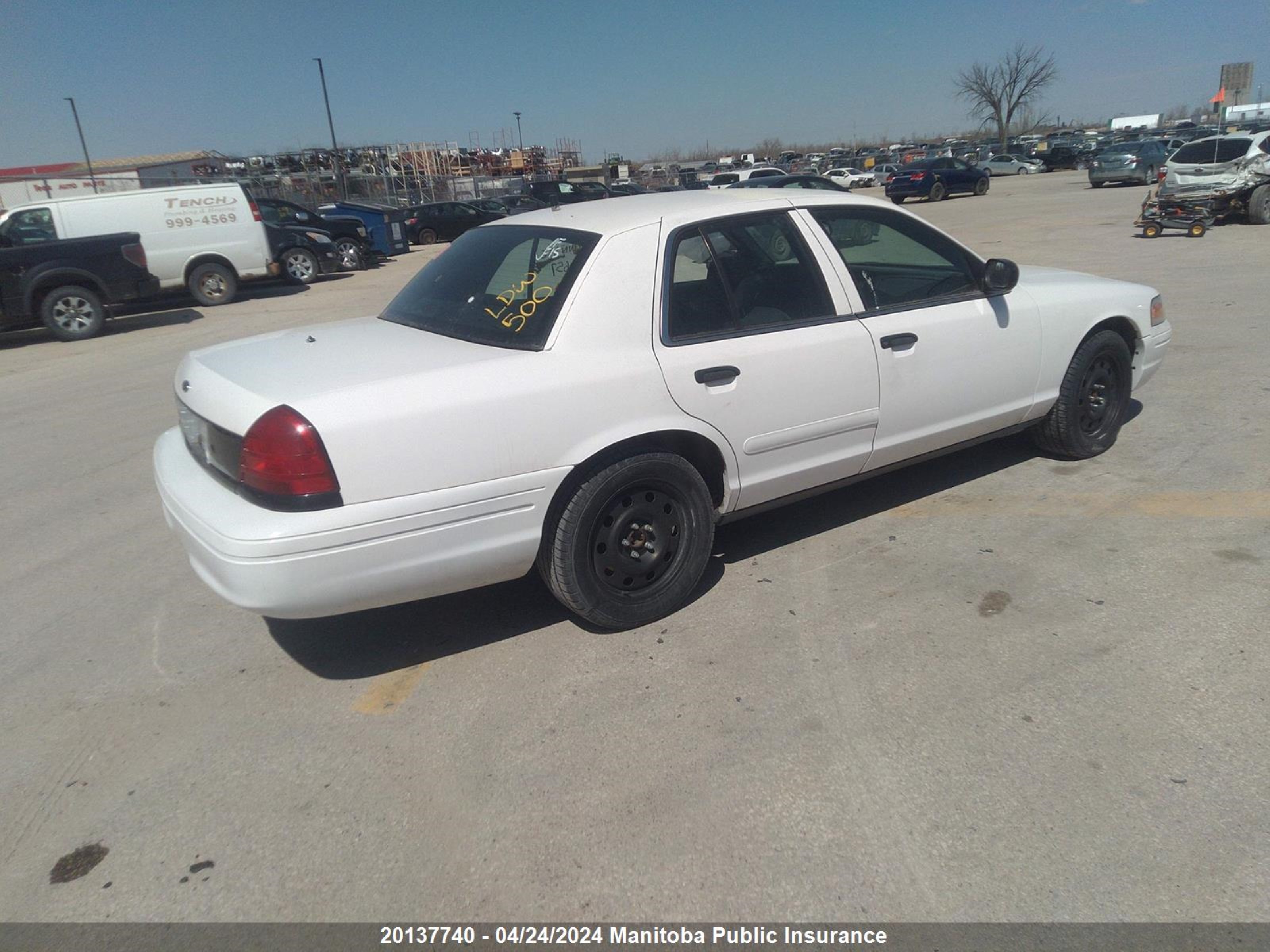 Photo 3 VIN: 2FAHP71W96X148657 - FORD CROWN VICTORIA 