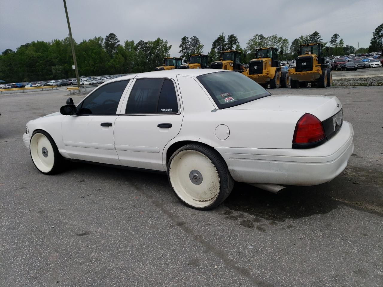 Photo 1 VIN: 2FAHP71W97X105177 - FORD CROWN VICTORIA 