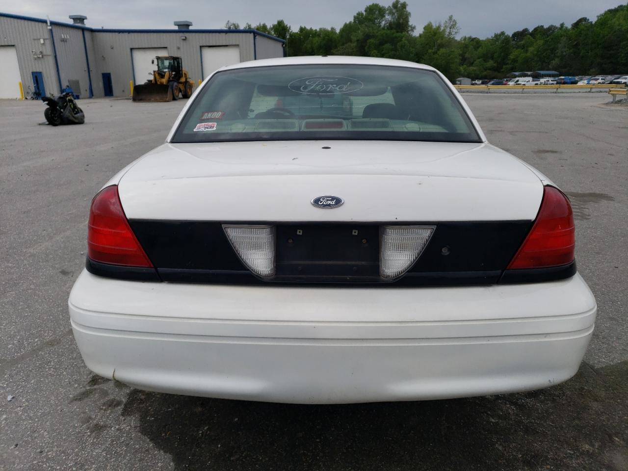 Photo 5 VIN: 2FAHP71W97X105177 - FORD CROWN VICTORIA 