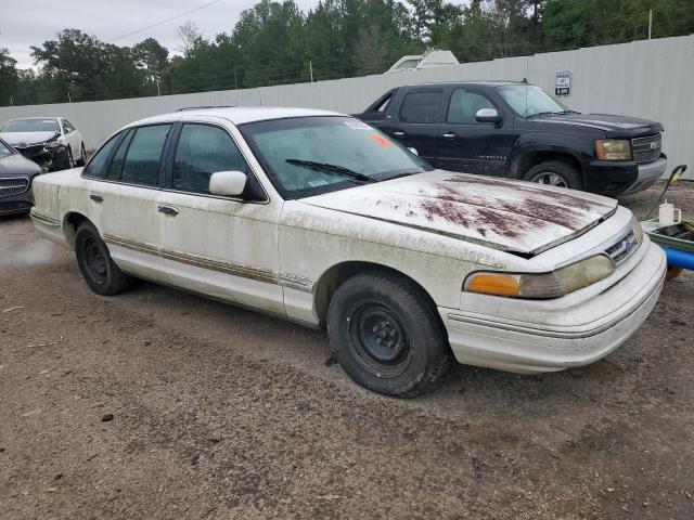 Photo 3 VIN: 2FALP73W7VX129112 - FORD CROWN VIC 