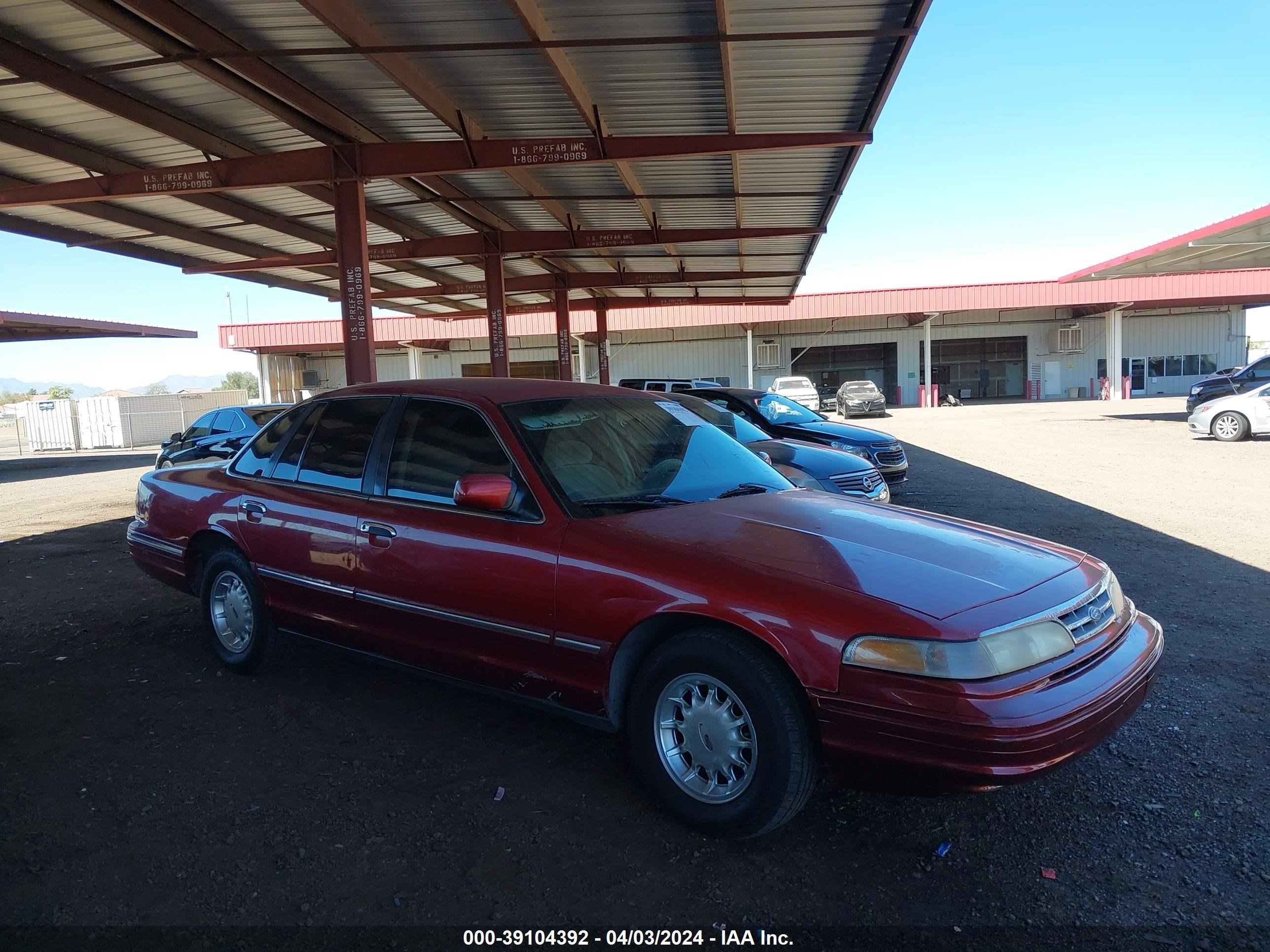 Photo 12 VIN: 2FALP74W3VX109440 - FORD CROWN VICTORIA 