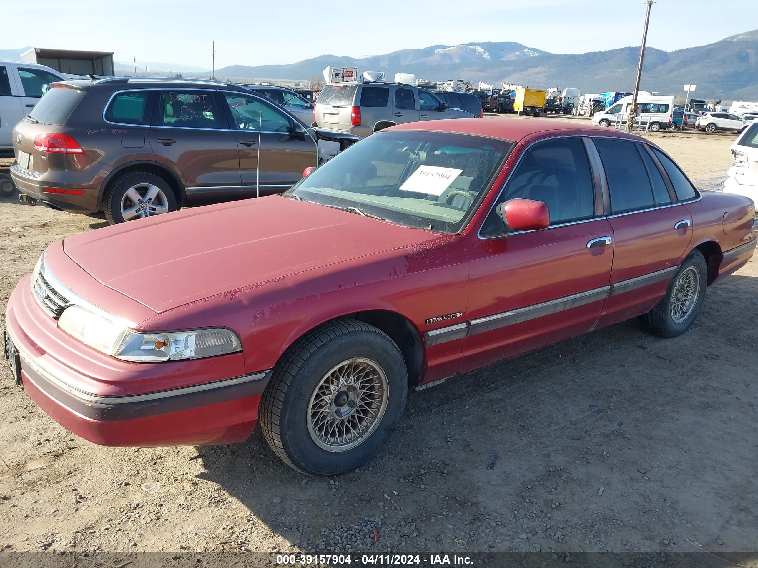 Photo 1 VIN: 2FALP74W7RX134573 - FORD CROWN VICTORIA 