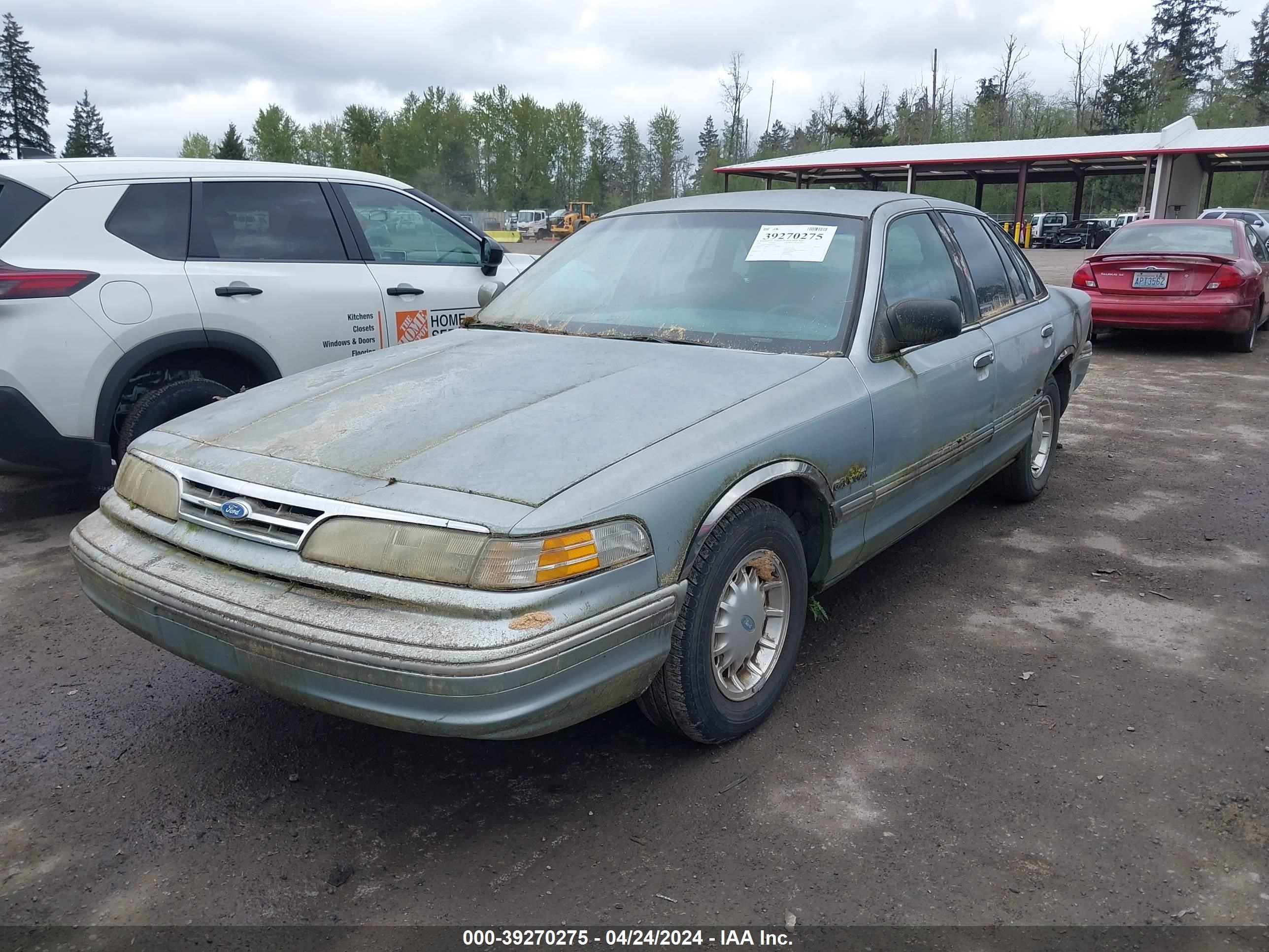 Photo 1 VIN: 2FALP74W8SX145202 - FORD CROWN VICTORIA 