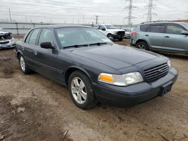 Photo 3 VIN: 2FDHP74W24X177316 - FORD CROWN VIC 