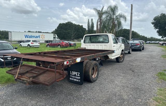 Photo 3 VIN: 2FDKF371XGCB18501 - FORD F350 