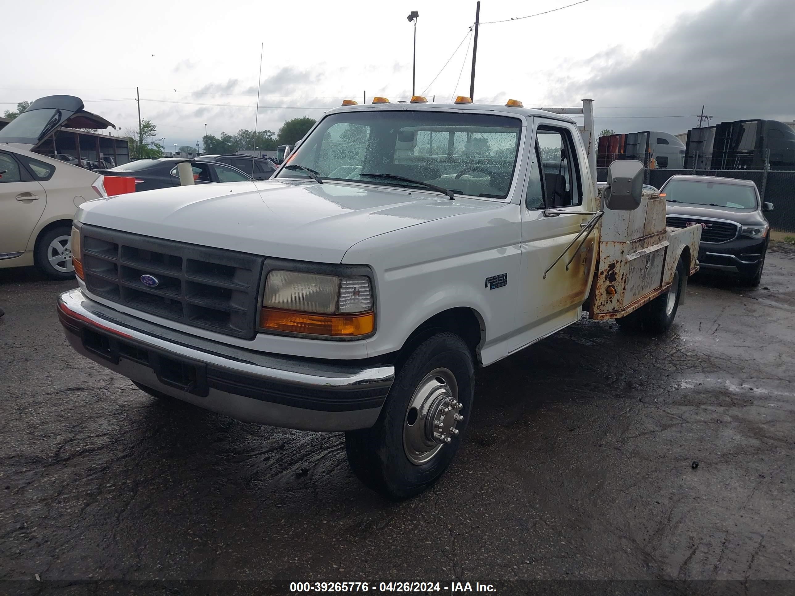 Photo 1 VIN: 2FDKF37F9TCA59656 - FORD F350 