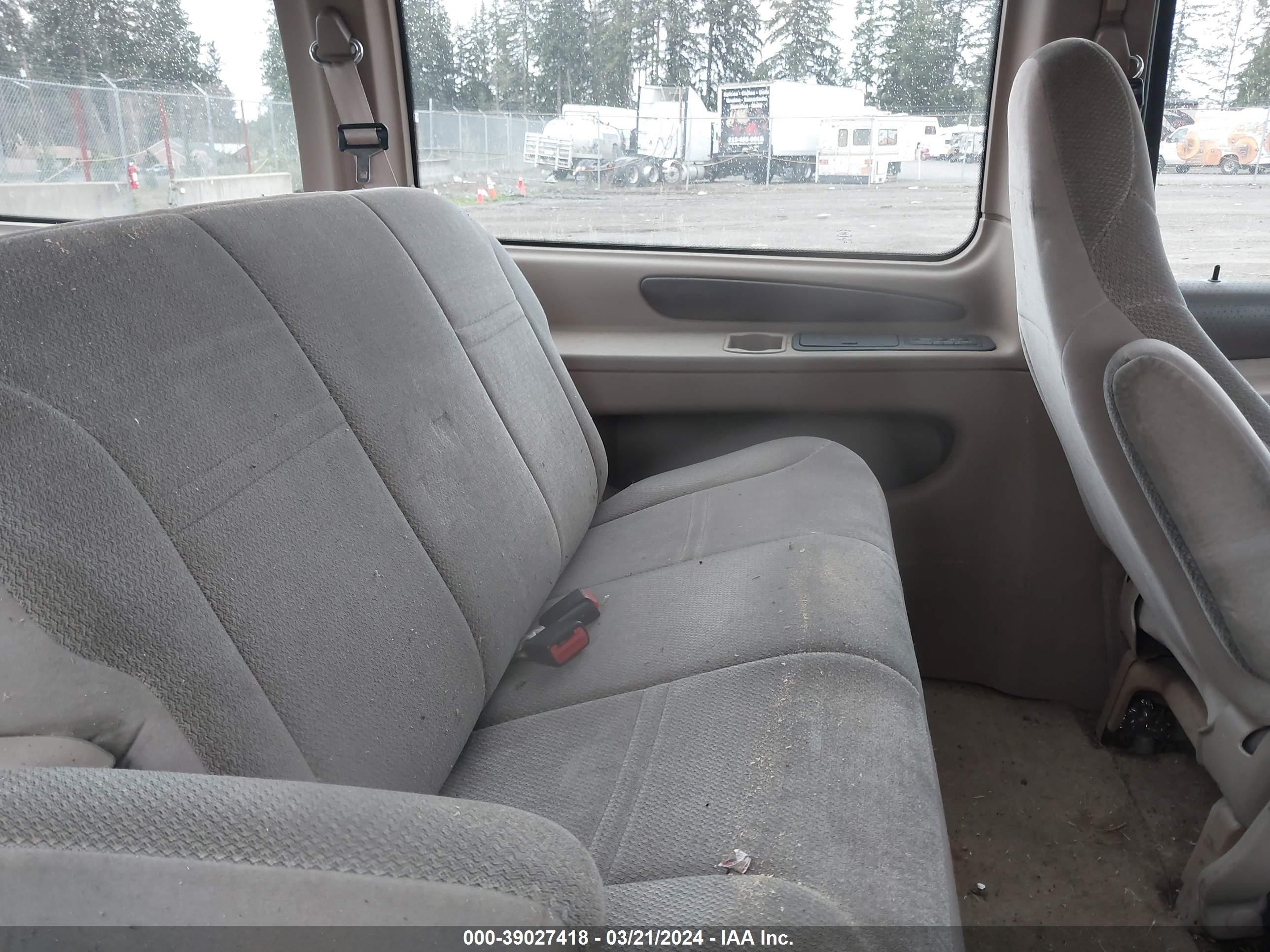 Photo 7 VIN: 2FMDA5143SBB21728 - FORD WINDSTAR 