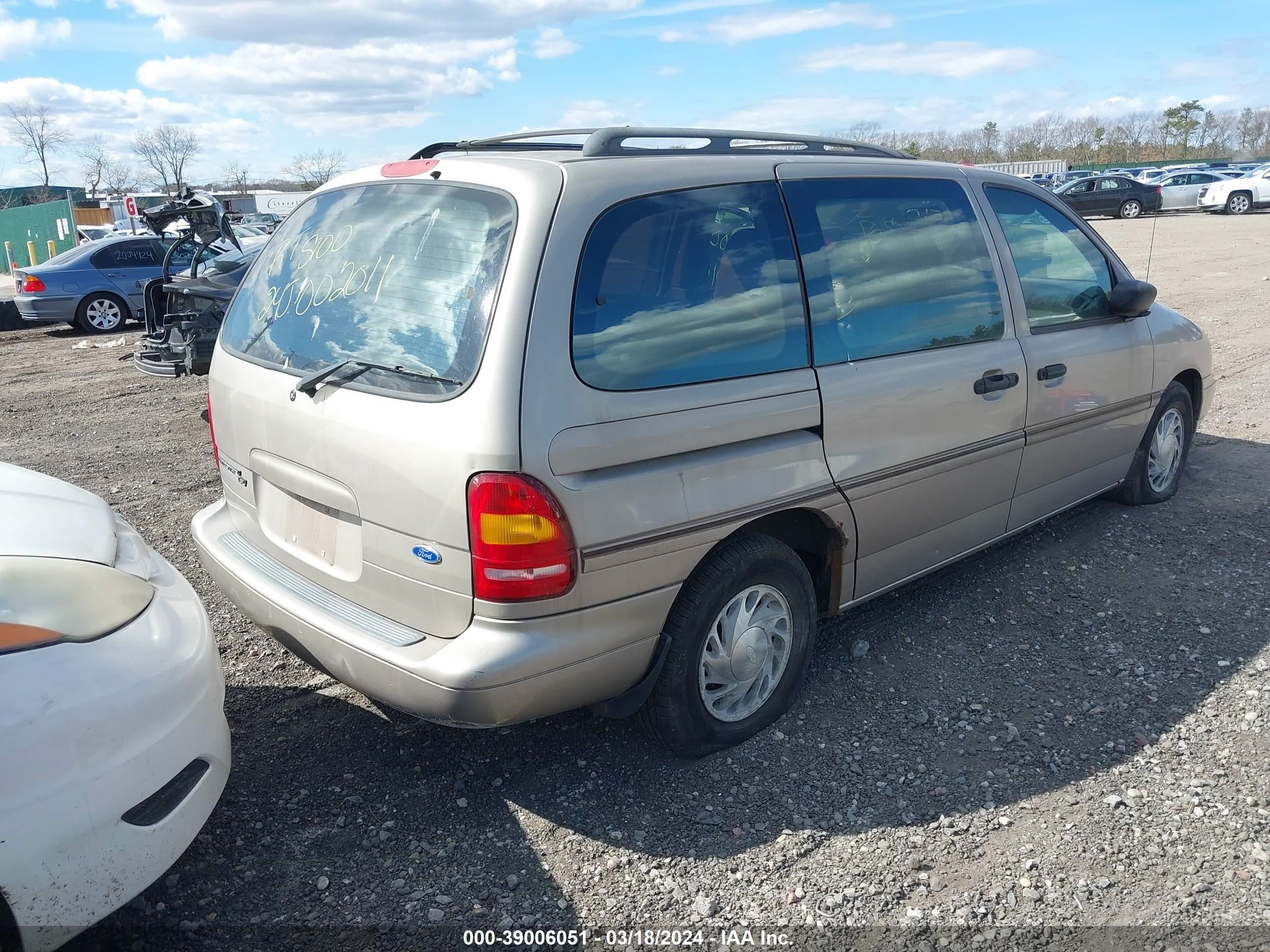 Photo 3 VIN: 2FMDA5143SBC77994 - FORD WINDSTAR 