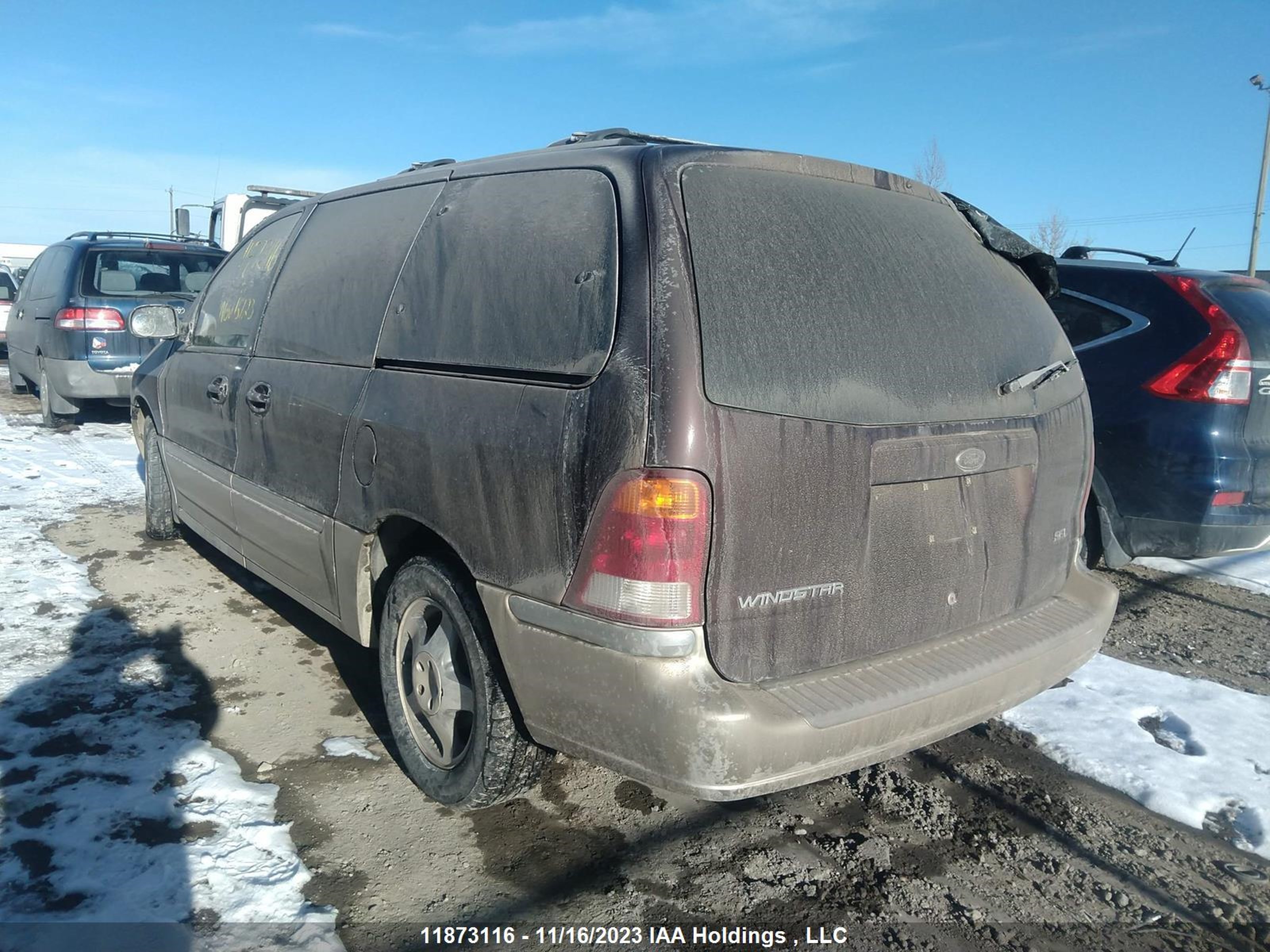 Photo 2 VIN: 2FMDA5344YBB39645 - FORD WINDSTAR 