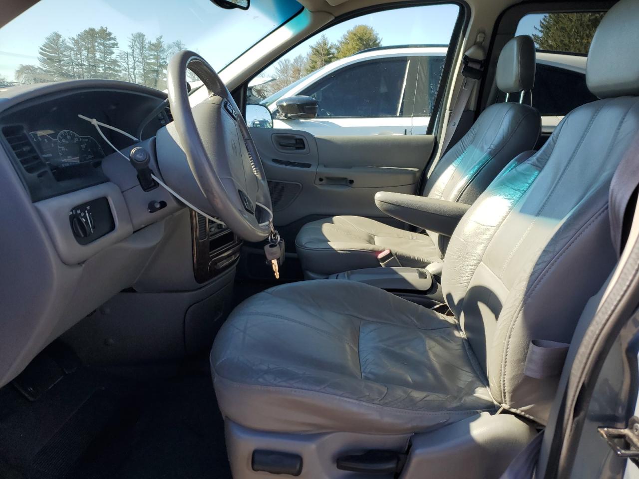 Photo 6 VIN: 2FMDA5344YBB87128 - FORD WINDSTAR 