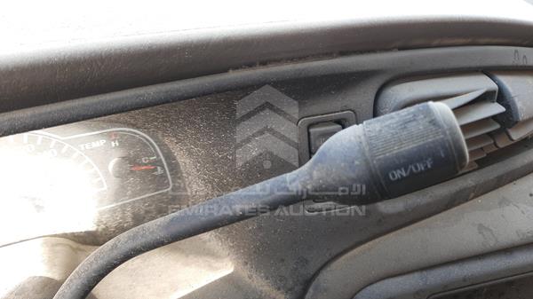 Photo 14 VIN: 2FMDA56U3YBC53745 - FORD WINDSTAR 