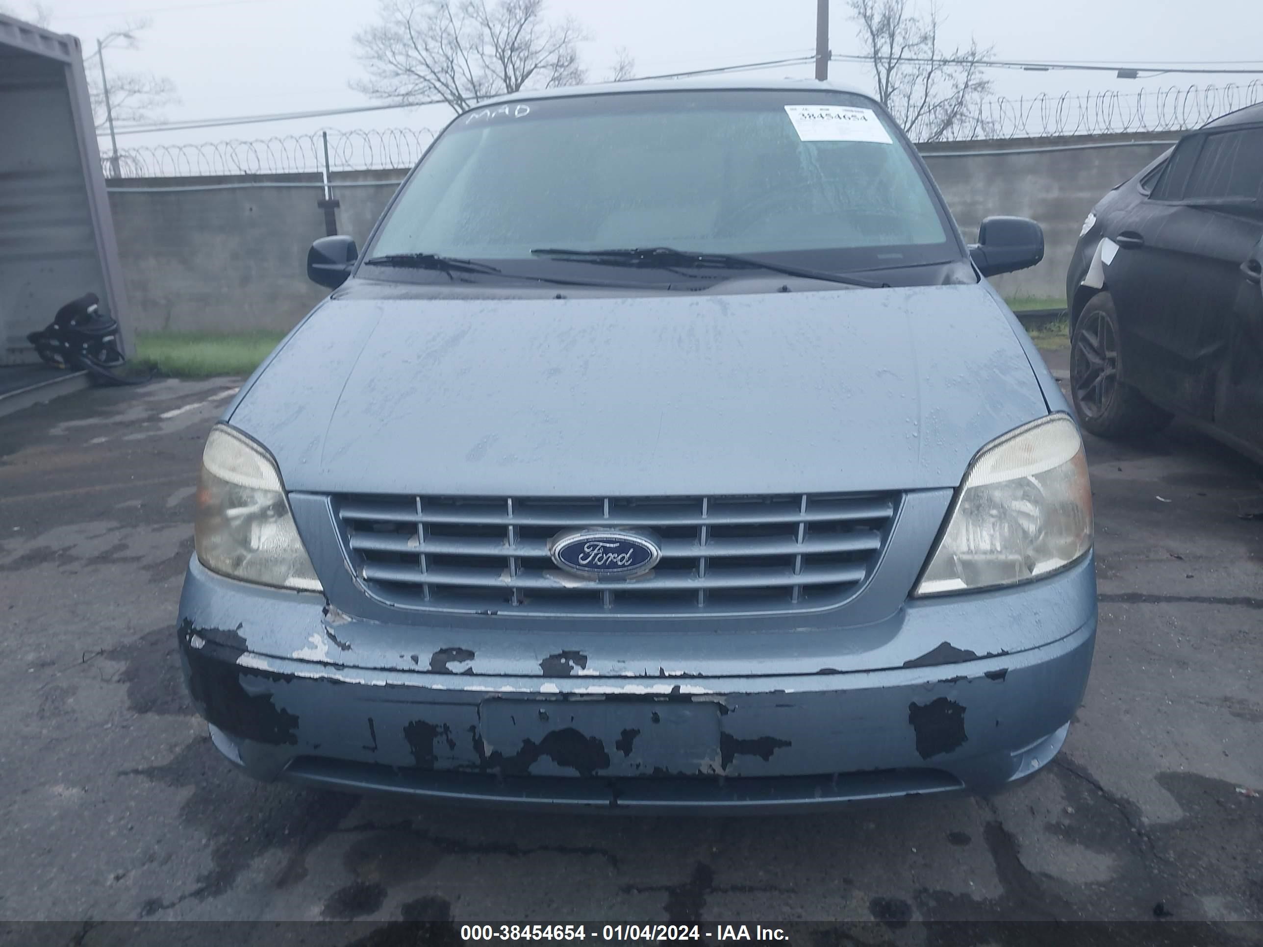 Photo 11 VIN: 2FMDA57644BA56366 - FORD FREESTAR 